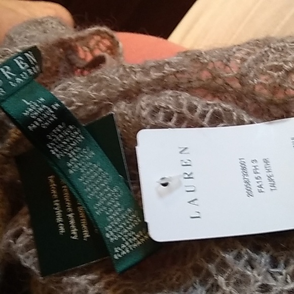 Lauren ralph lauren lacey knit top/scarf taupe set,size large - Picture 8 of 9